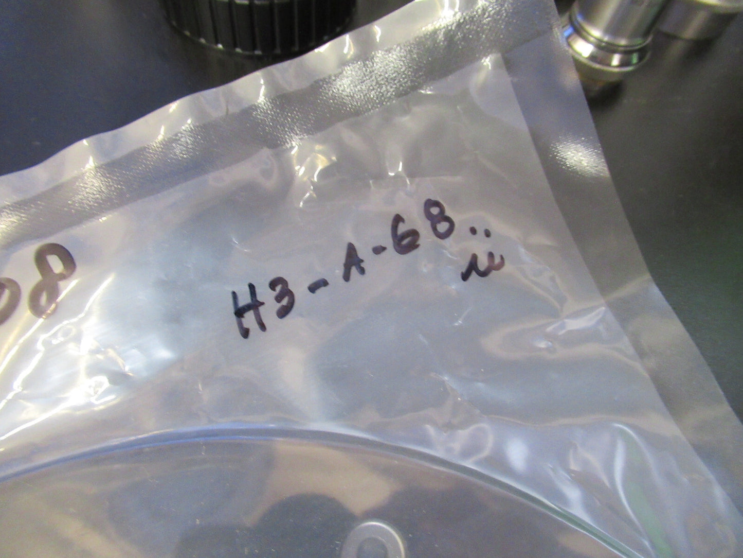 HITACHI GLASS LIKE CARBON ELECTRODE ETCHING PERFORATED PICTURED &H3-A-68