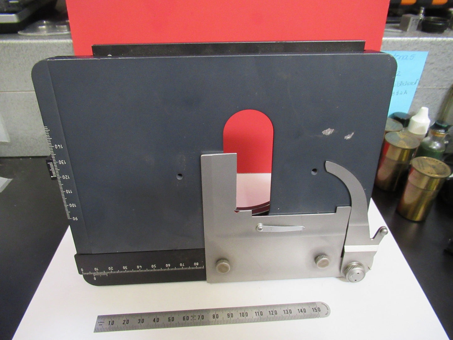 LEICA LEITZ GERMANY DMRB XY STAGE TABLE MICROSCOPE PART AS PICTURED T5-A-04