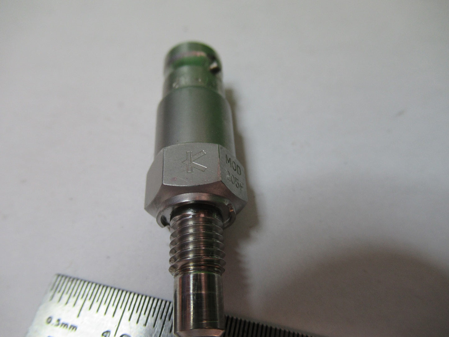 KISTLER 205F PRESSURE SENSOR AS PICTURED  V7-FT-82