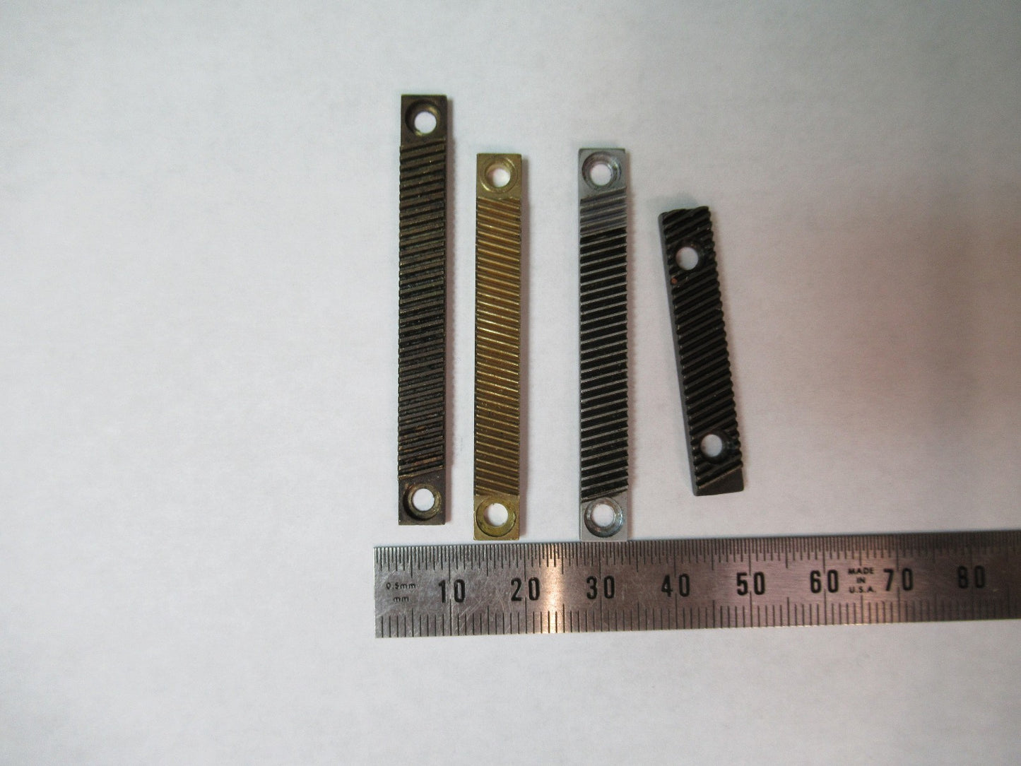 LOT 4 PIECES RACK GEAR BAUSCH LOMB AO SPENCER MICROSCOPE PART AS PICTURE U8-A-93