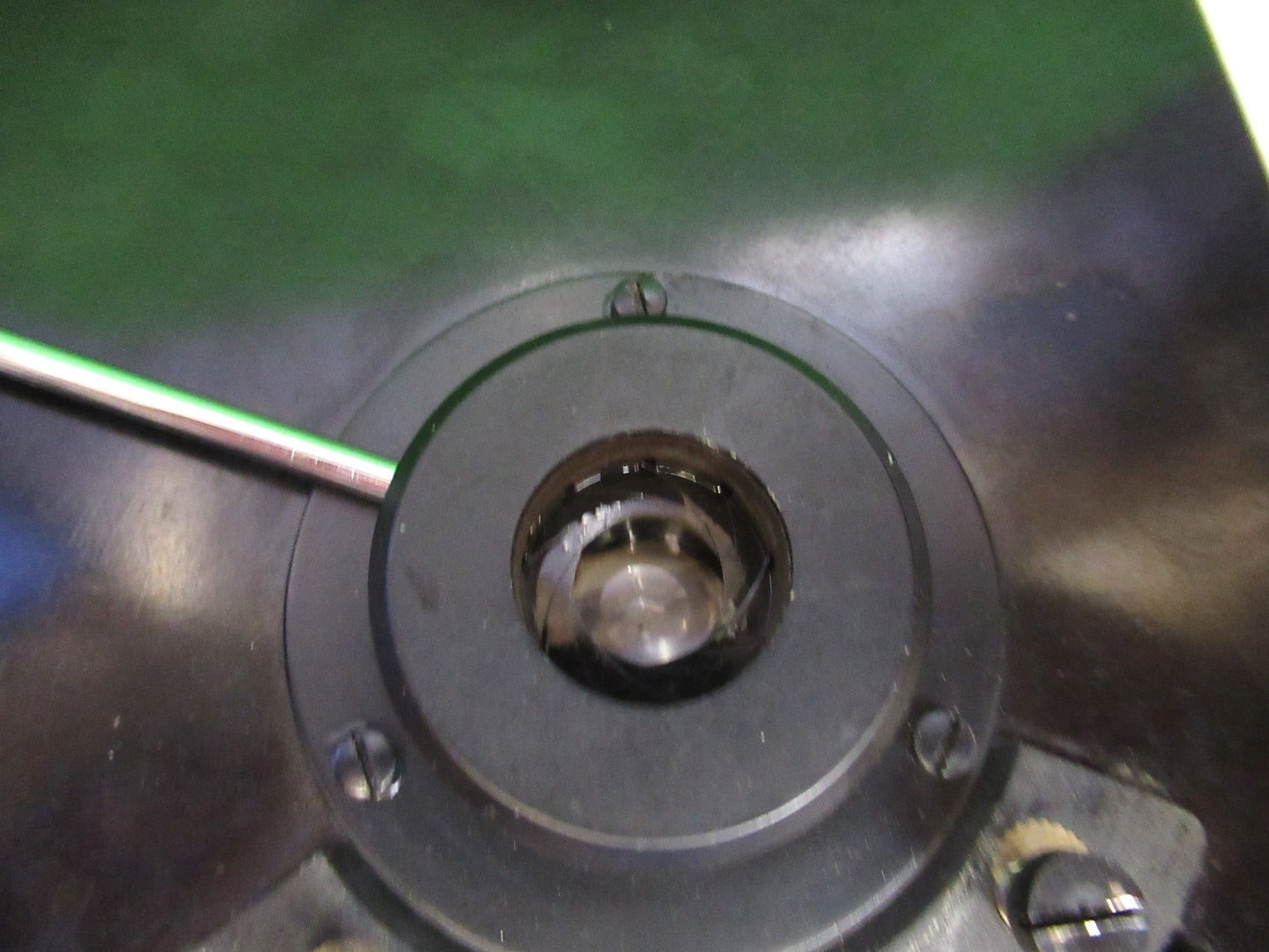 UNITRON JAPAN STAGE TABLE CLIPS IRIS OPTICS MICROSCOPE PART AS PICTURED V3-A-49