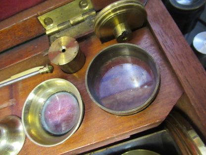ANTIQUE BRASS RARE 1840s ENGLISH MICROSCOPE with ACCESSORIES NO KEY  7-ft-01