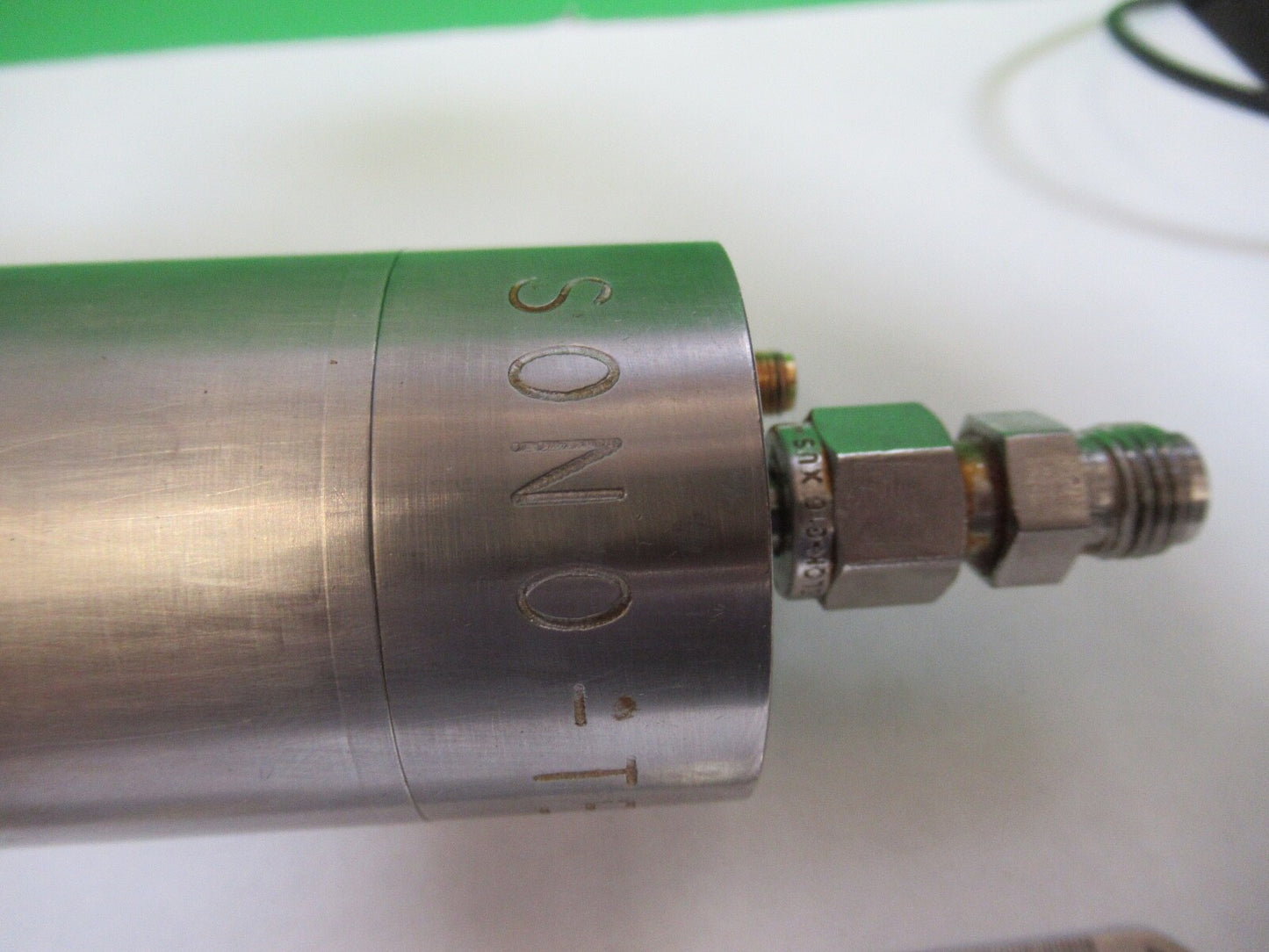 LABORATORY INDUSTRIAL SONO-TEK ULTRASONIC PIEZO DIFFUSER NOZZLE AS PIC Q7-B-30