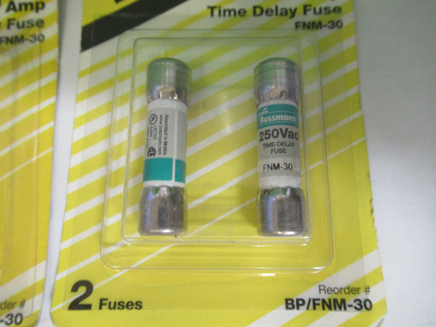 LOT 4 pcs BUSSMANN FUSES TIME DELAY 30 AMPS AS PICTURED T6-B-16