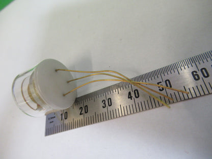 BENDIX 10 MHz QUARTZ FREQUENCY CONTROL RESONATOR GLASS PACKAGED AS PIC &Z5-A-15