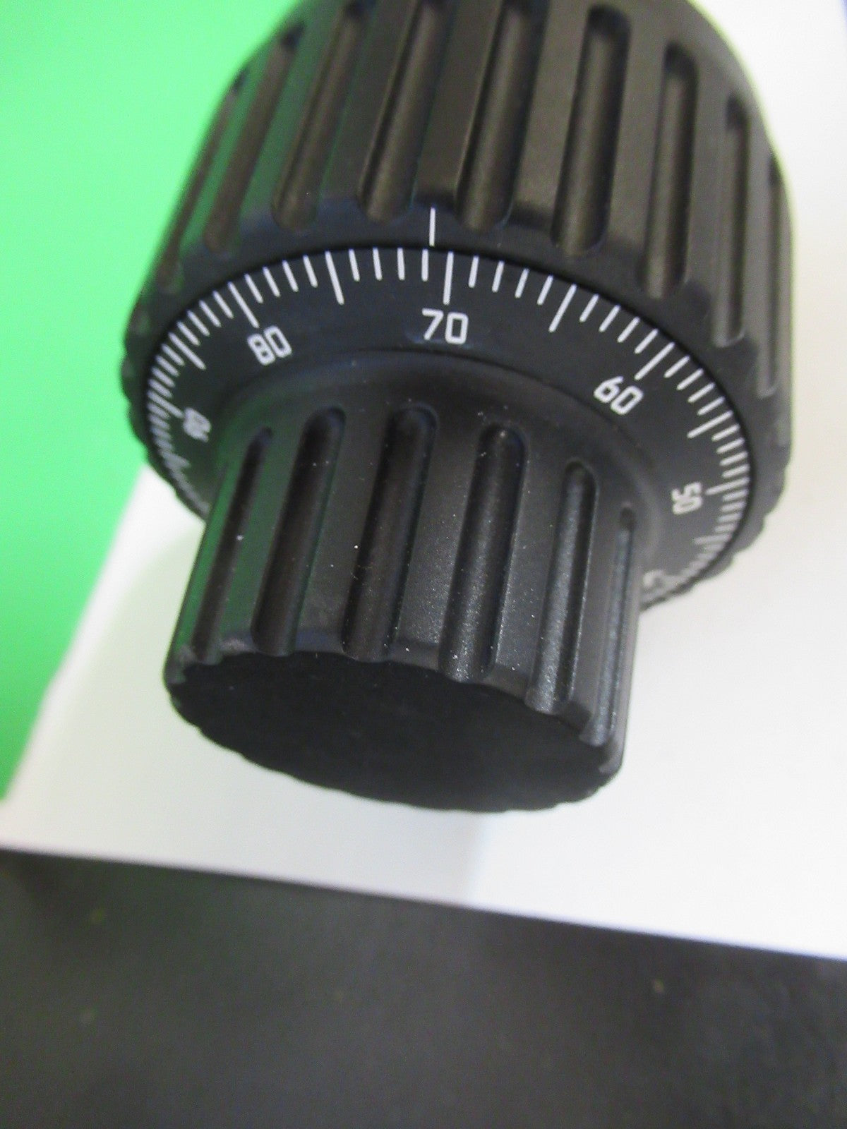 LEICA LEITZ GERMANY DMRB SET KNOBS STAGE MICROSCOPE PART AS PICTURED V7-FT-92