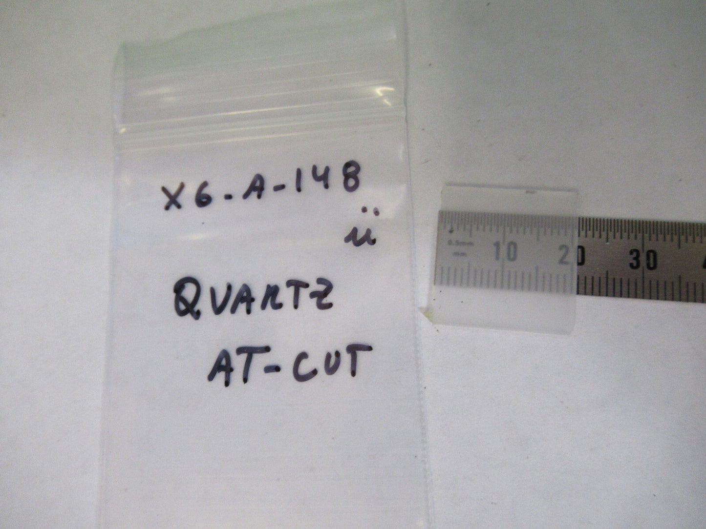 QUARTZ SYNTHETIC AT-CUT PIEZOELECTRIC PLATE AS PICTURED X6-A-148