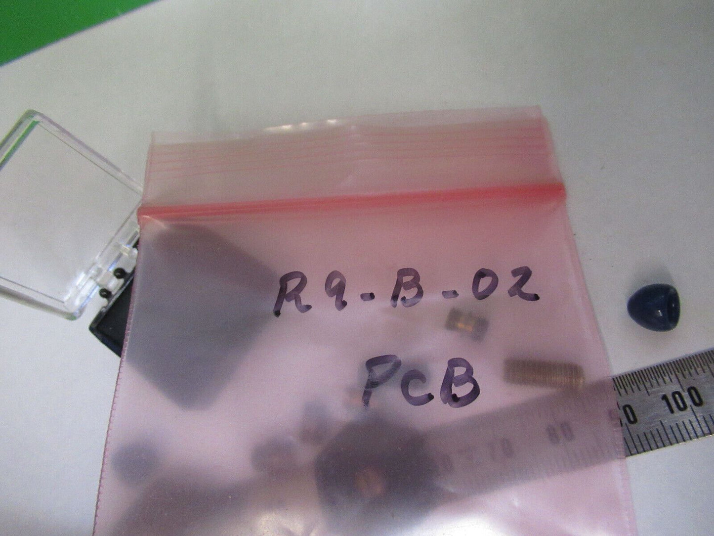 PCB PIEZOTRONICS ACCESSORIES WAX STUDS BASES for ACCELEROMETER PICTURED &R9-B-02