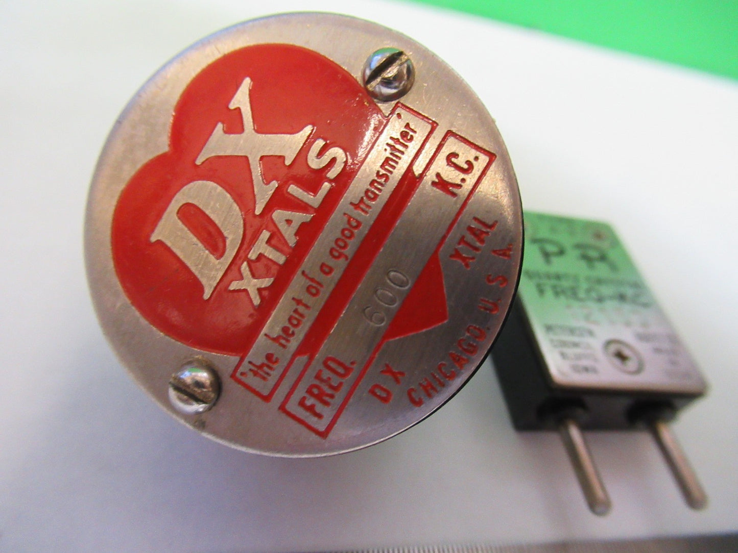 ANTIQUE DX PR XTALS QUARTZ CRYSTAL FREQUENCY CONTROL RADIOA AS PICTURED T6-B-36