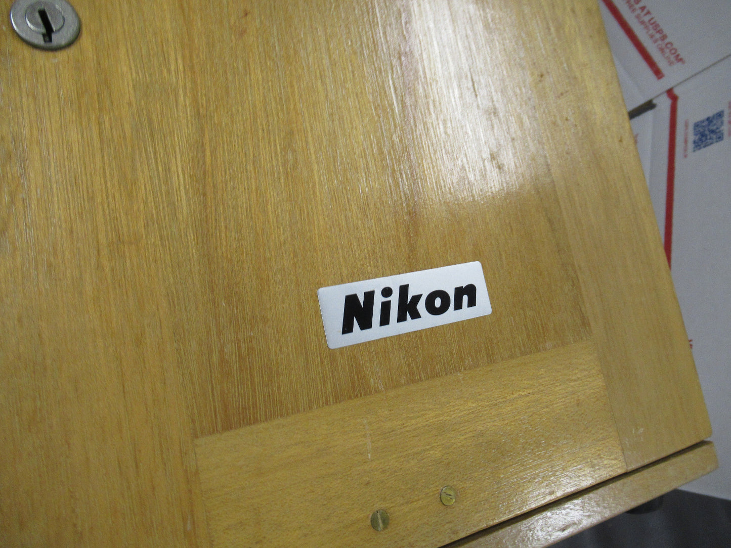 EMPTY NIKON JAPAN  WOOD CABINET ANTIQUE MICROSCOPE PART AS PICTURED #TB-3