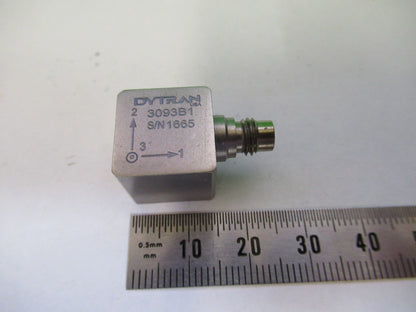 TRIAX DYTRAN 3093B1 ACCELEROMETER VIBRATION SENSOR AS PICTURED V3-A-79