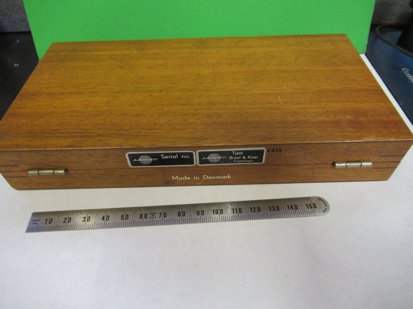 EMPTY BRUEL KJAER DENMARK MAHOGANY WOOD BOX INSTRUMENT as pictured X2-A-71