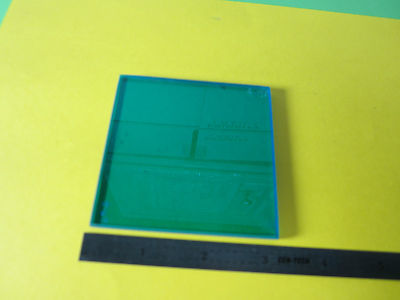 OPTISCHER GROSSES QUADRATISCHES GLAS MIT BLAUEM FILTER LASEROPTIK BIN#28-84