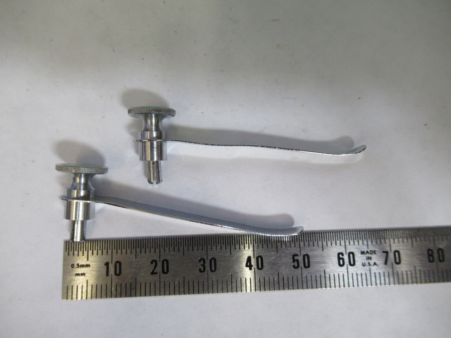 OLYMPUS JAPAN  PAIR OF CLIPS STAGE MICROSCOPE PART AS PICTURED G7-A-71