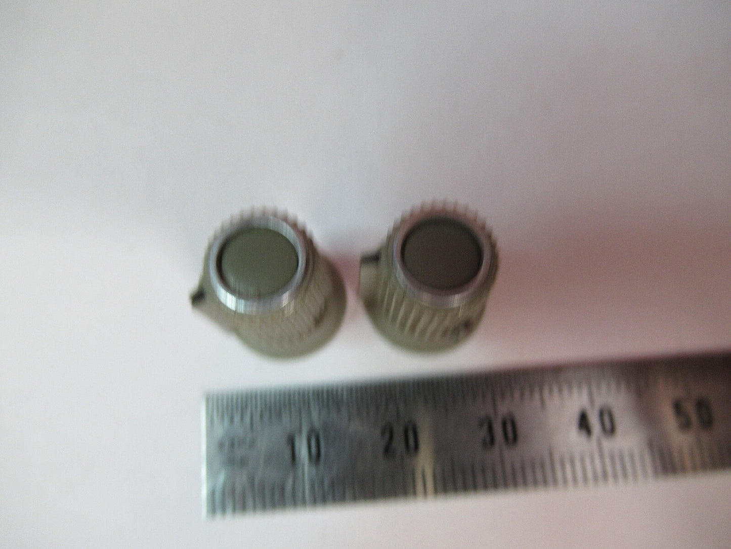HP HEWLETT PACKARD SET OF PLASTIC KNOBS INSTRUMENT AS PICTURED Y6-B-12