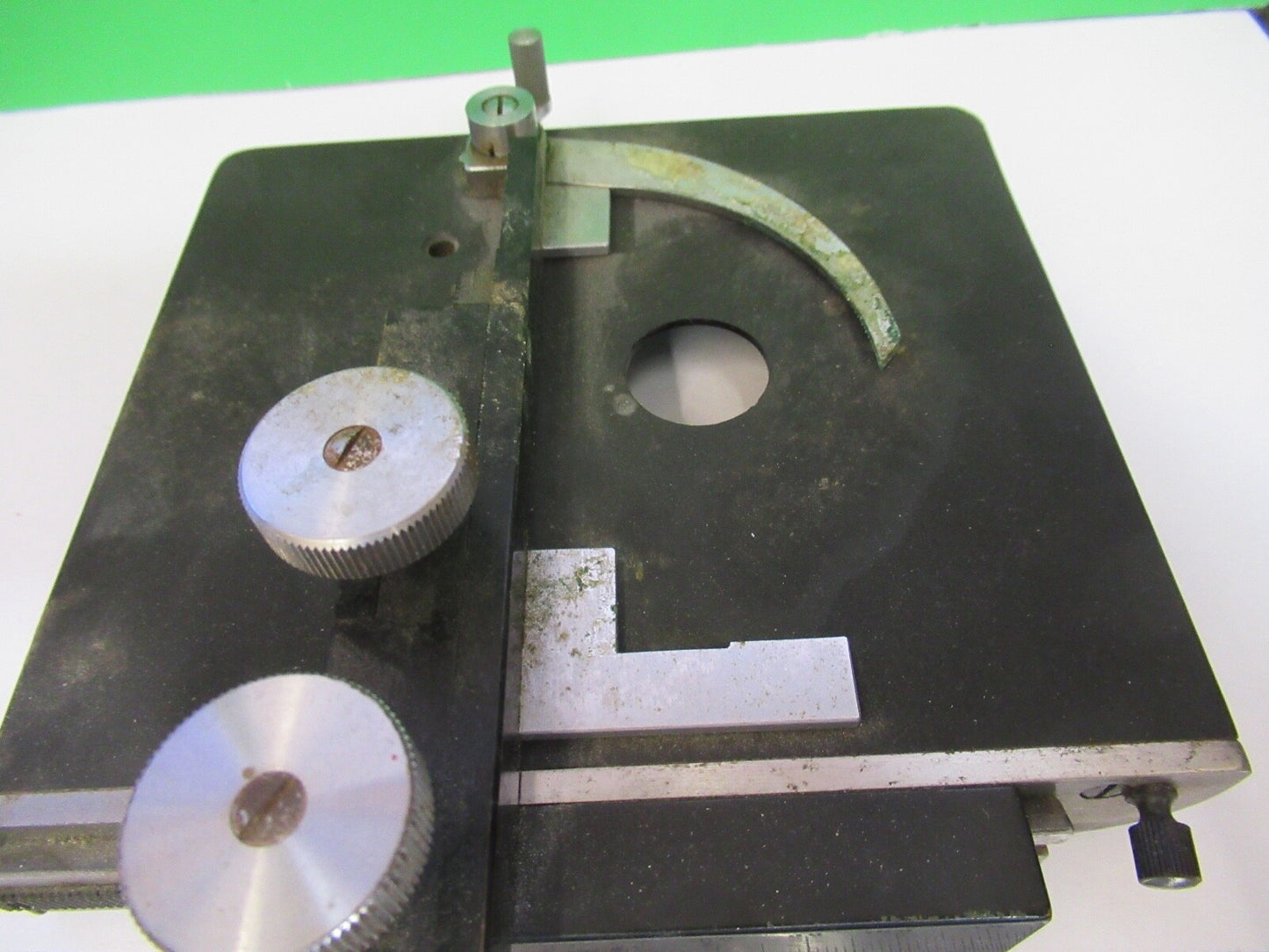 BAUSCH LOMB STAGE XY TABLE WORKS OK  MICROSCOPE PART AS PIC  z7-b-11