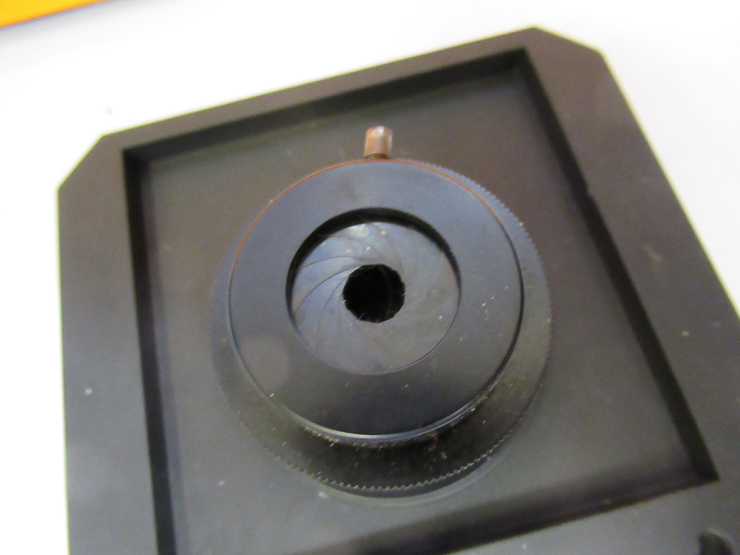UNITRON STAGE + IRIS TABLE MICROMETER MICROSCOPE PART AS PICTURED Y1-A-54