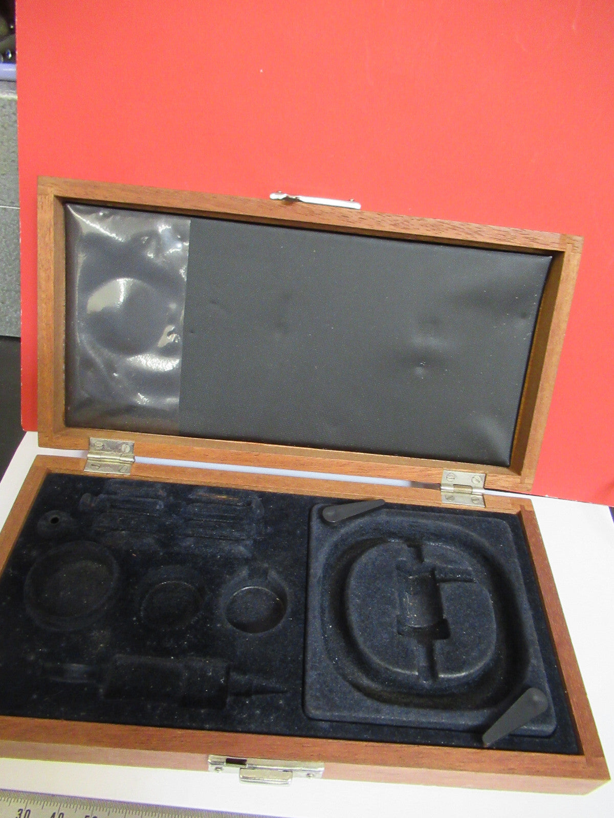 EMPTY WOODEN BOX BRUEL KJAER DENMARK MAHOGANY CASE ACCELEROMETER AS IS  Q2-128