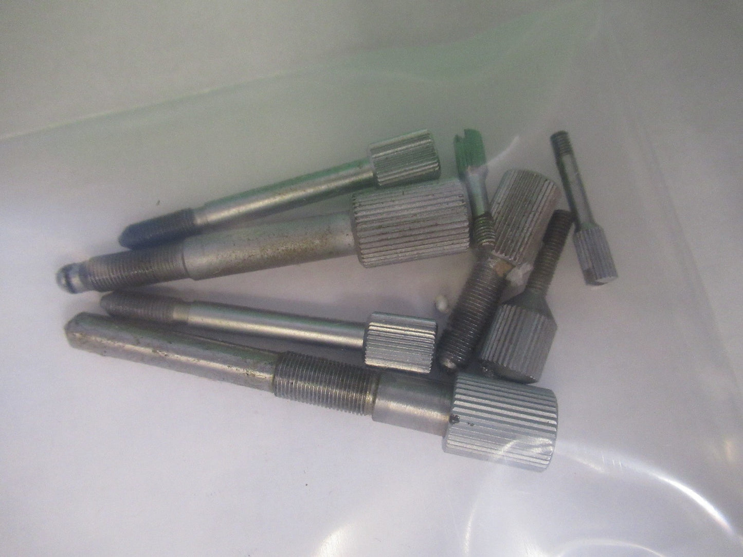 OLYMPUS JAPAN LOT SCREWS MICROSCOPE PART AS PICTURED AS PICTURED T4-B-04