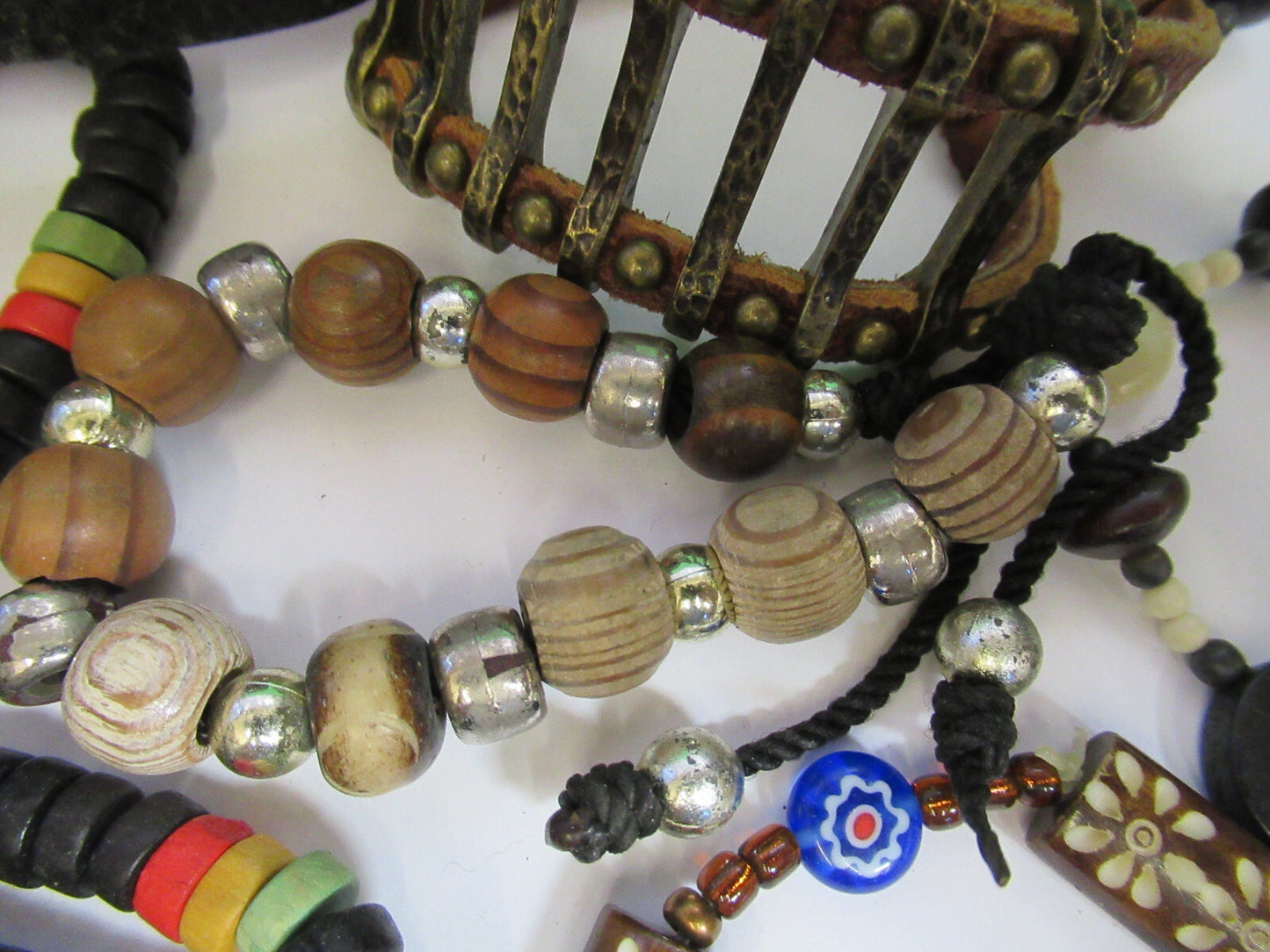 LOT JEWELRY FANTASY HANDMADE WRISTBAND NECKLACE ETC AS PICTURED X4-A-66
