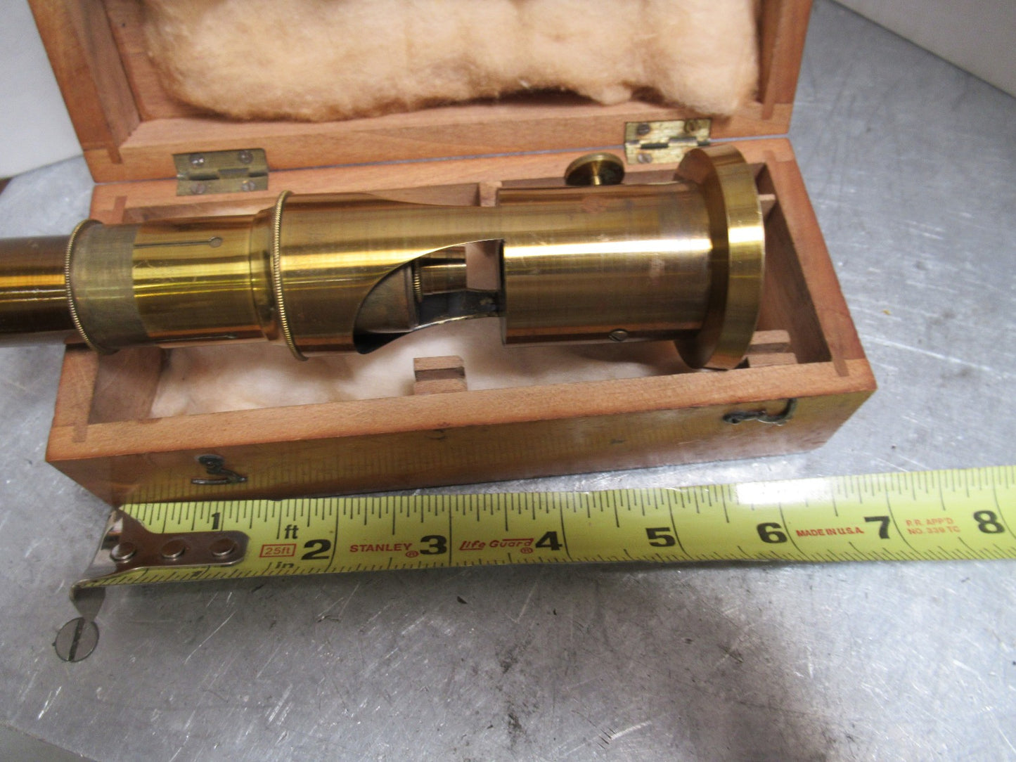 ANTIQUE FRENCH PORTABLE BRASS MICROSCOPE  WITH BOX circa 1870 T8-B-30
