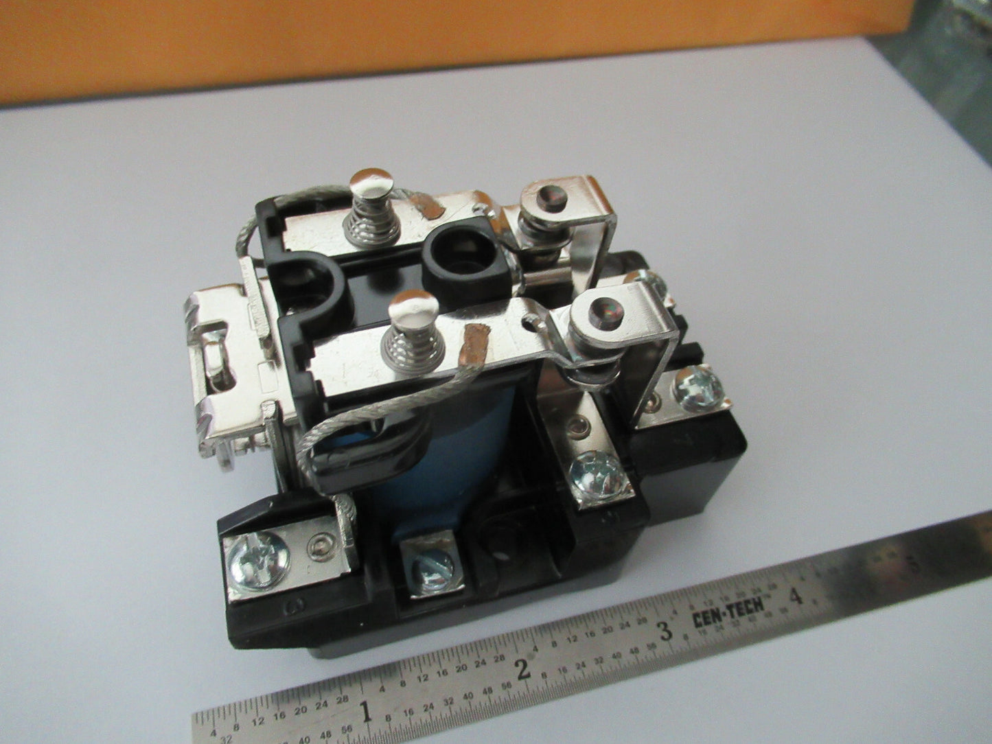 OMRON RELAY CONTACTOR MGN2C-DC12 24VDC 30A CONTROL SYSTEMS AS PICTURED #F5-A-42