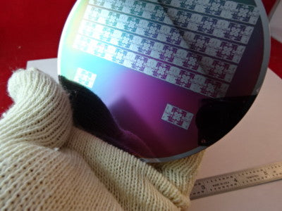 COLLECTABLE SEMICONDUCTOR WAFER SILICON WITH COMPONENTS NICE AS IS #83-A-25