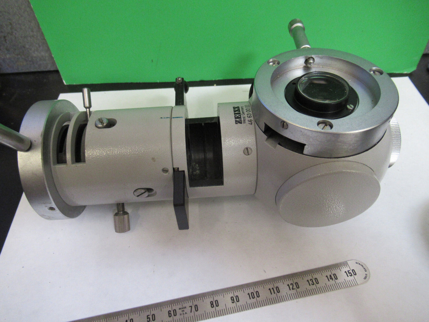 For parts ZEISS VERTICAL ILLUMINATOR 466300 MICROSCOPE PART AS PICTURED S1-B-85