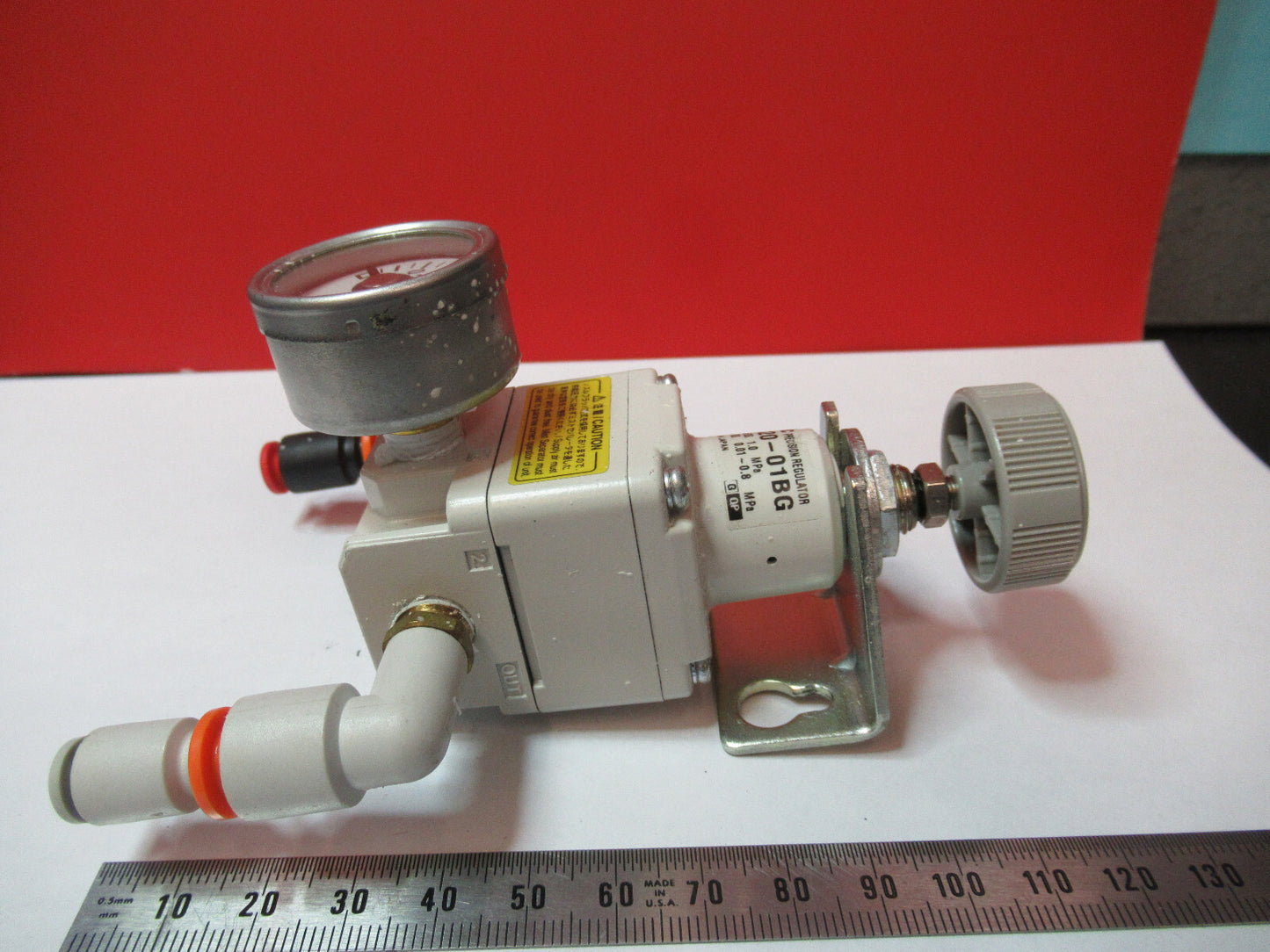 SMC JAPAN PNEUMATICS MANOMETER IR1020-01BG AS REMOVED  AS PICTURED  T7-A-15