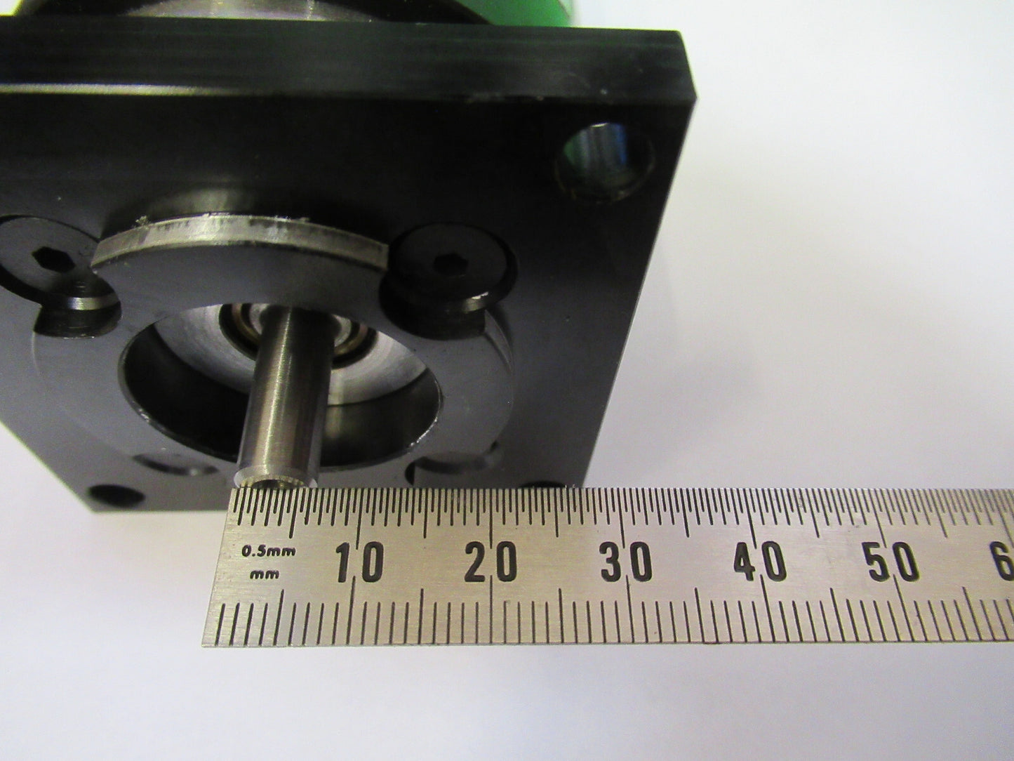 MCG DC MOTOR 23DCMG16688-6 STEP TORQUE MECHATRONICS AS PICTURED H2-A-45
