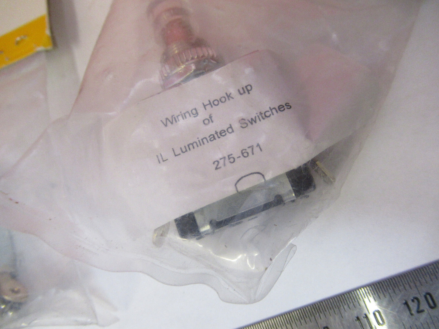 LOT RADIO SHACK  SPST SWITCHES AS PICTURED X3-B-12