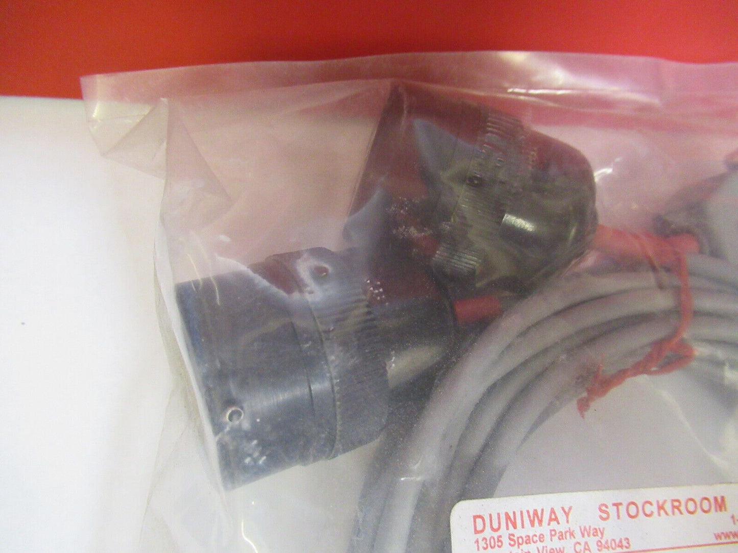 DUNIWAY 275-CBL-2-10 CABLE TERRANOVA GAUGE HIGH VACUUM AS PICTURED #R3-C-10