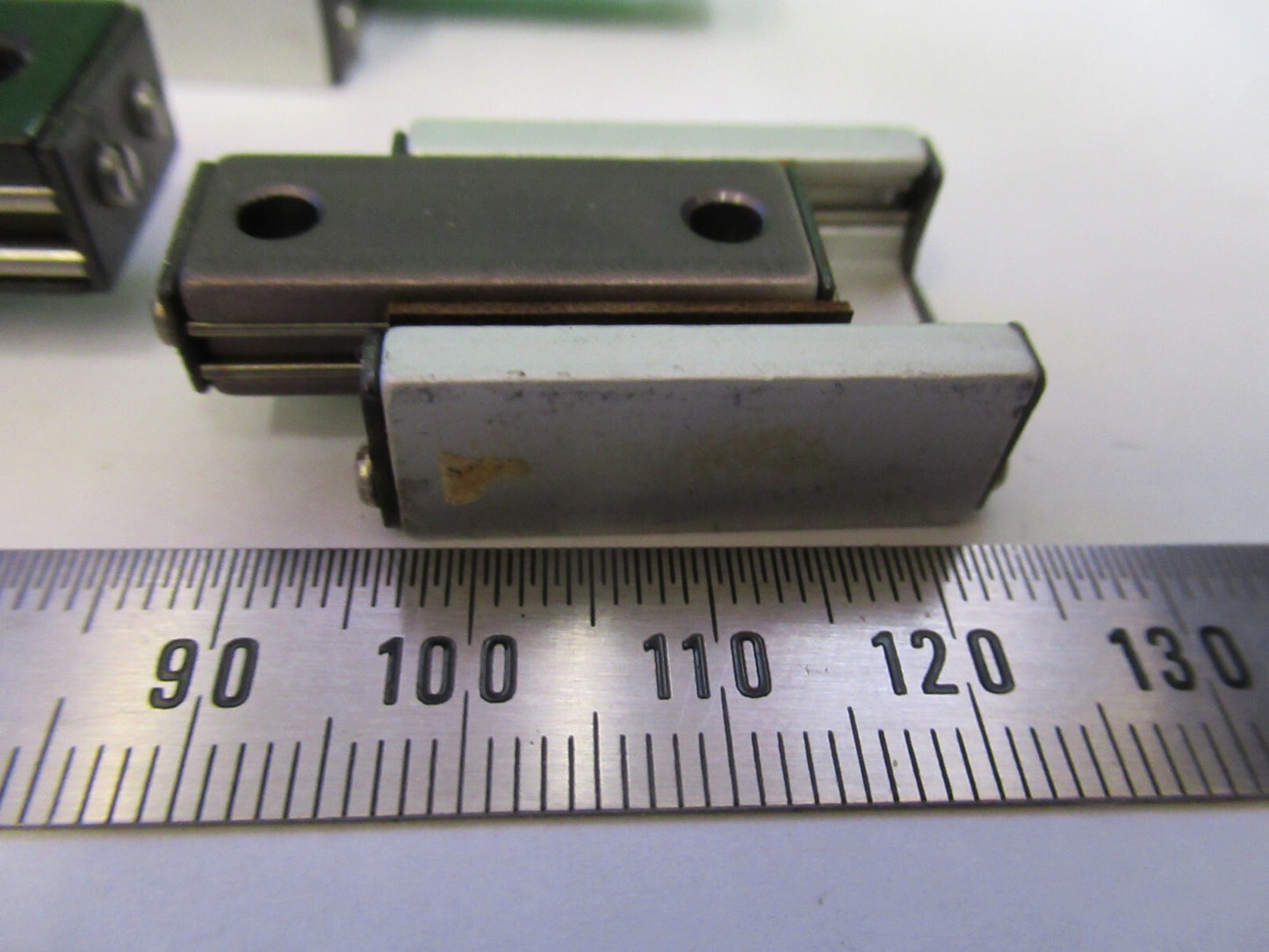 LOT 3 EA DELTRON POSITIONING LINEAR STAGE BALL BEARING AS PICTURED #P8-B-20