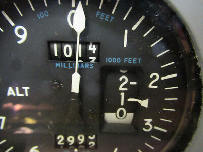 KOLLSMAN ALTIMETER PRESSURE INDICATOR A436171001 UNTESTED AS PICTURED &29-A-51