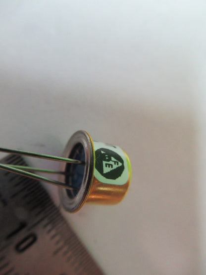FEI SPACE SWEPT 10 MHz RESONATOR QUARTZ  FREQUENCY CONTROL AS PICTURED T5-A-102