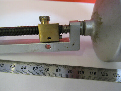LEITZ WETZLAR GERMANY LINEAR POSITIONING KNOB SCREW ASSEMBL AS PICTURED #B7-A-40