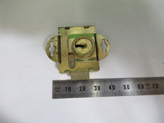 ANTIQUE AO SPENCER LOCK WITHOUT KEY  MICROSCOPE PART AS PICTURED T6-A-37