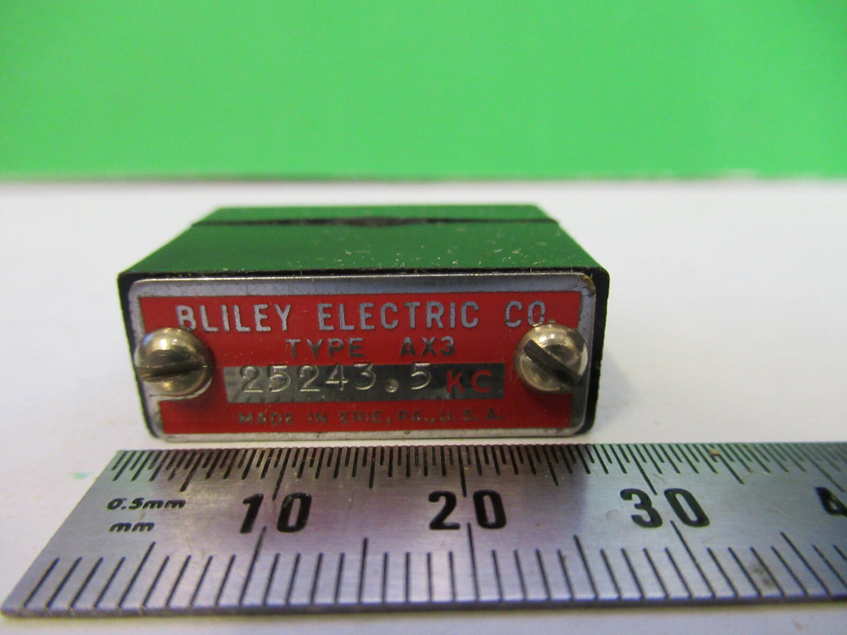 VINTAGE WWII BLILEY QUARTZ CRYSTAL AX2 25243.5 KC FREQUENCY RADIO AMATEUR S1-B32