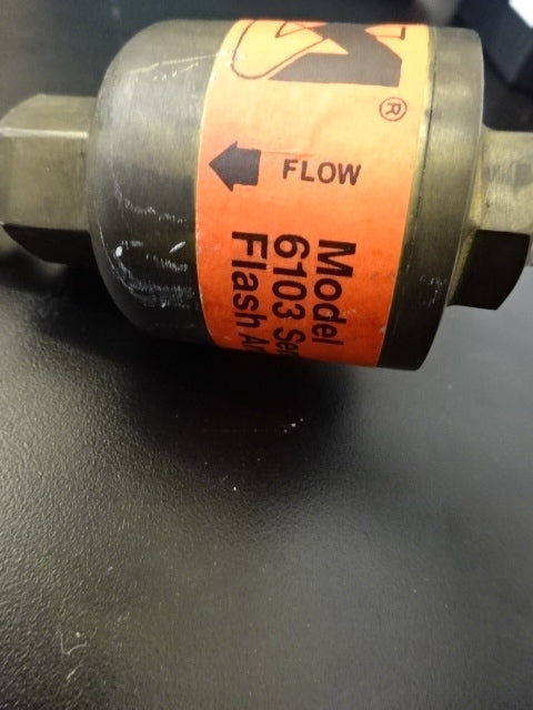 MATHESON 3513 + FLASH ARRESTOR MANOMETER REGULATOR VALVE GAS PROCESS AS IS 78-03
