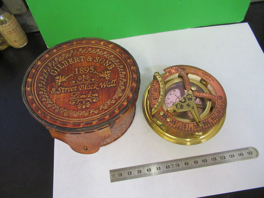 COLLECTABLE SUNDIAL GILBERT LONDON LEATHER CASE AS PICTURED T3-C-19
