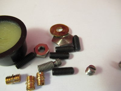 BRUEL KJAER LOT ACCESSORIES for ACCELEROMETER TEST  studs 10-32, wax #C7-A-03