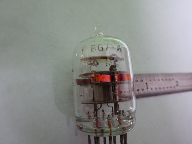 ANTIQUE QUARZ FUNKKRISTALL BLILEY ELECTRIC BG7 GETTER FREQUENZSTEUERUNG AQ-44