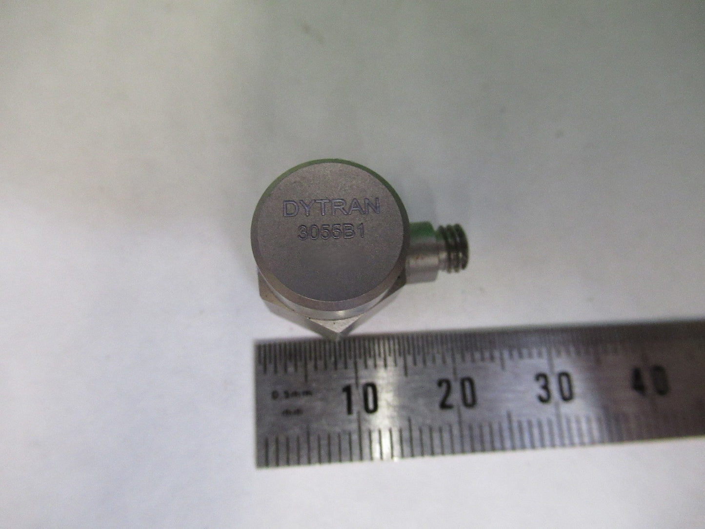 DYTRAN 3055B1 sense 10 mV/g ACCELEROMETER VIBRATION SENSOR AS PICTURED T3-C-16