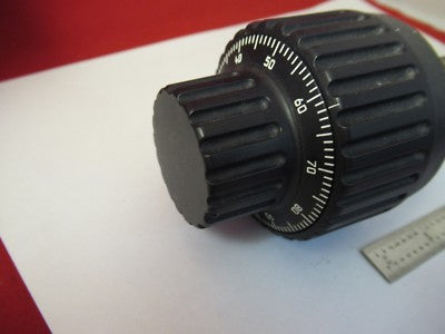 LEICA DMR GERMANY SET KNOBS STAGE ASSMEBLY MICROSCOPE part as pictured &100-07