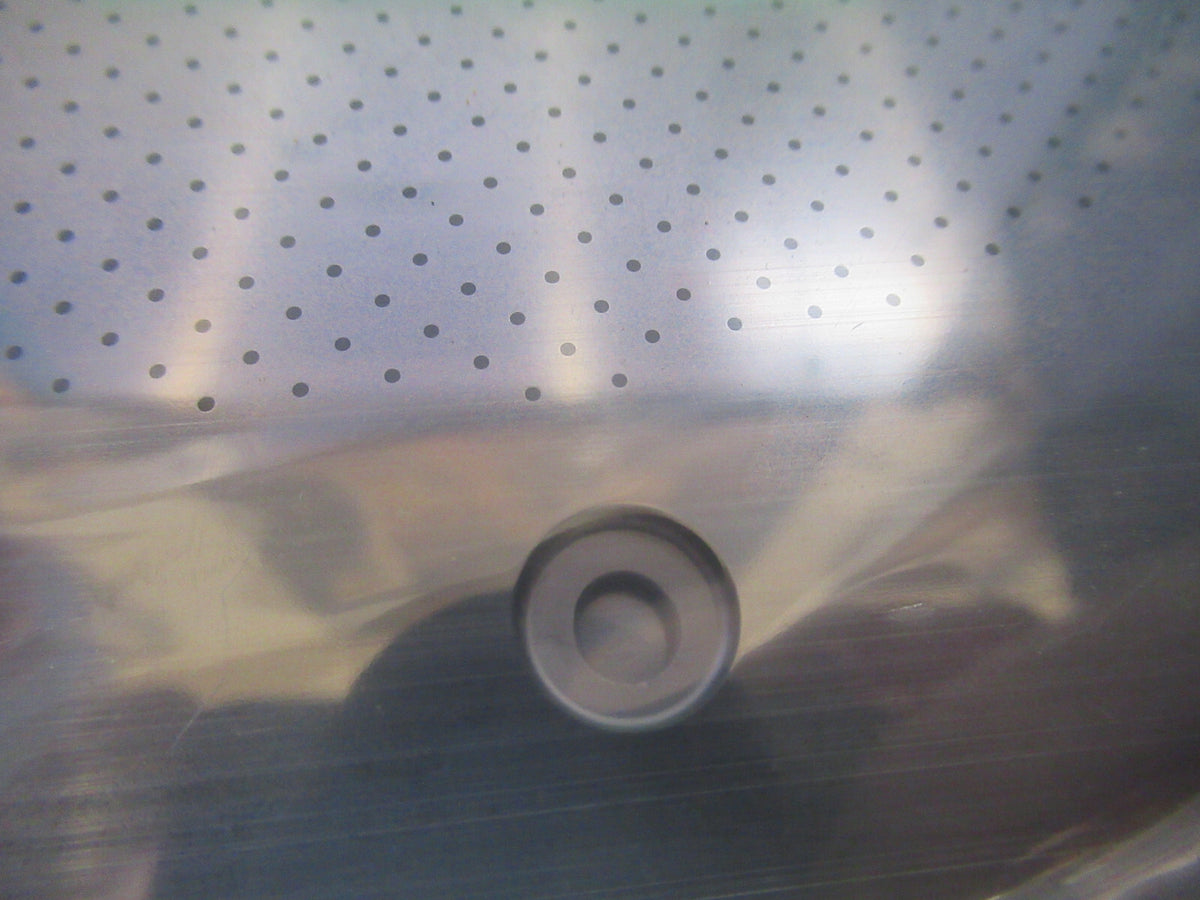 HITACHI GLASS LIKE CARBON ELECTRODE ETCHING PERFORATED PICTURED &H3-A-68