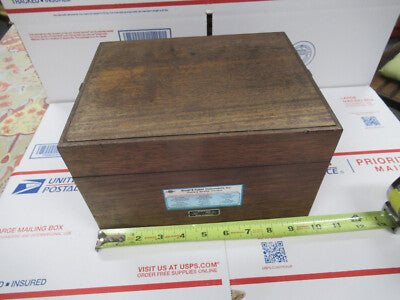 Brüel & Kjær Denmark 4221 High Pressure Microphone Calibrator