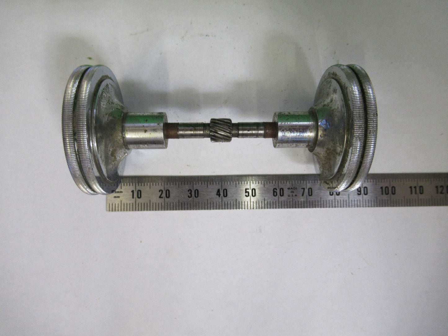 ANTIQUE SET OF KNOBS BRASS BAUSCH LOMB MICROSCOPE PART AS PICTURED U9-A-39