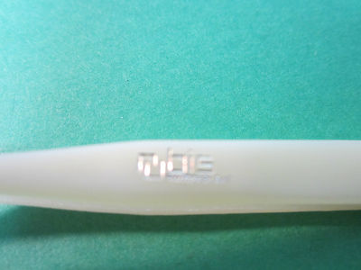 LOT 2 EA SWISS PLASTIC TWEEZER RUBIS SWITZERLAND CHEMICAL RESISTANCE BIN#A4-02