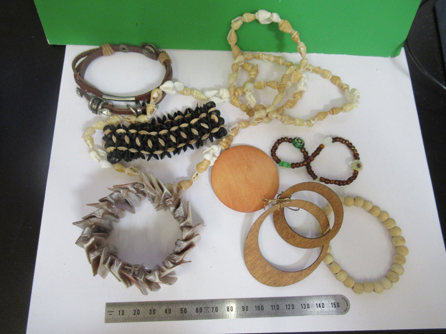 LOT JEWELRY FANTASY HANDMADE WRISTBAND NECKLACE ETC AS PICTURED X4-A-65