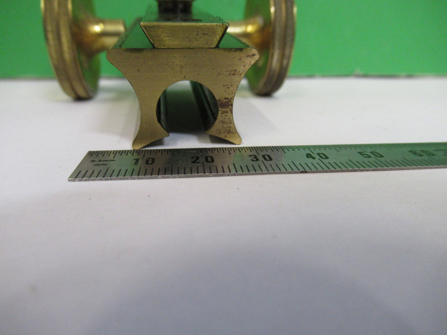 ANTIQUE BRASS LEITZ GERMANY STAGE KNOBS MICROSCOPE PART AS PICTURED V3-A-32